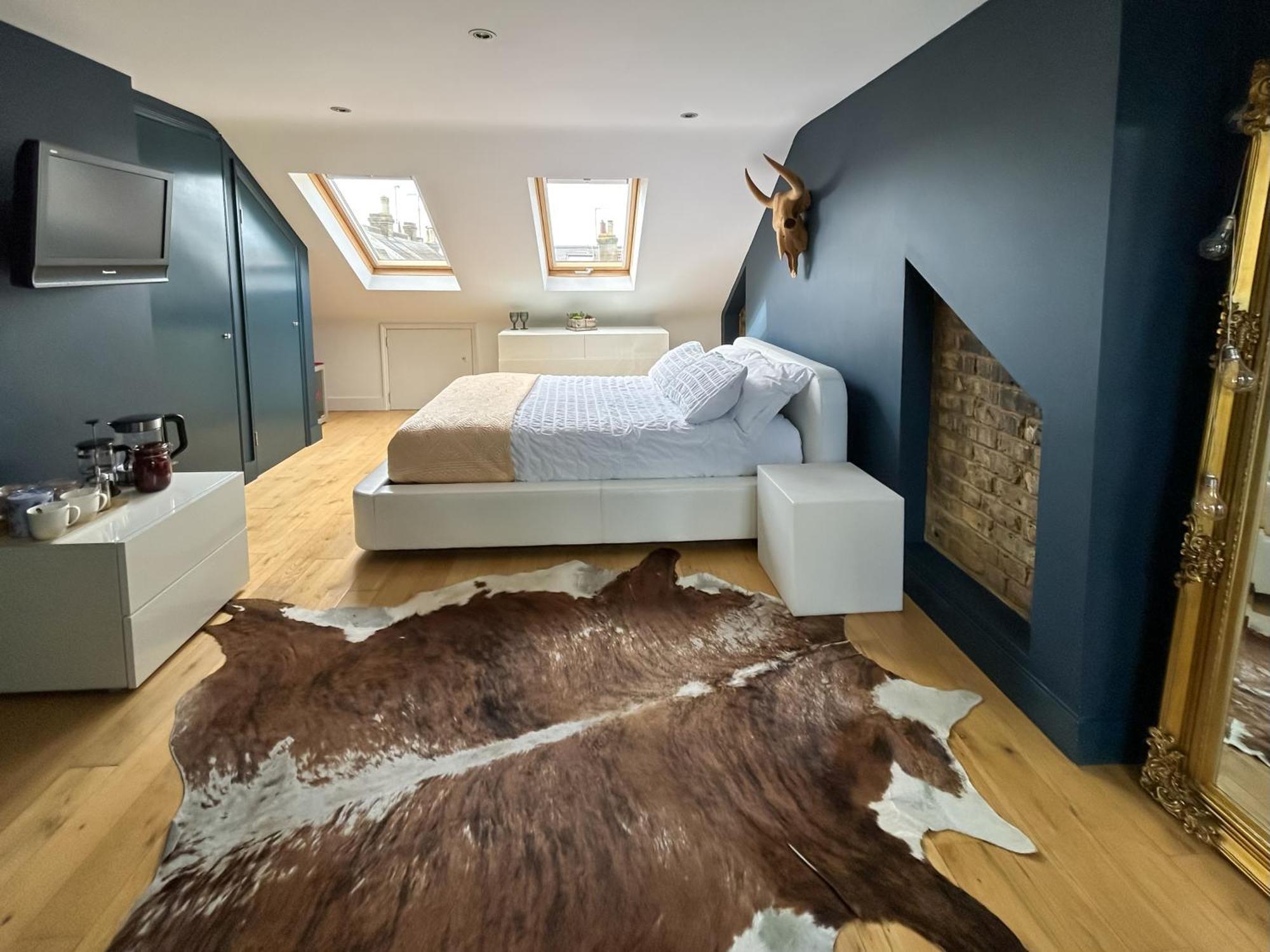 The Crown Loft Ensuite Luxury Accomodation كنغستون أبون تامْسْ المظهر الخارجي الصورة